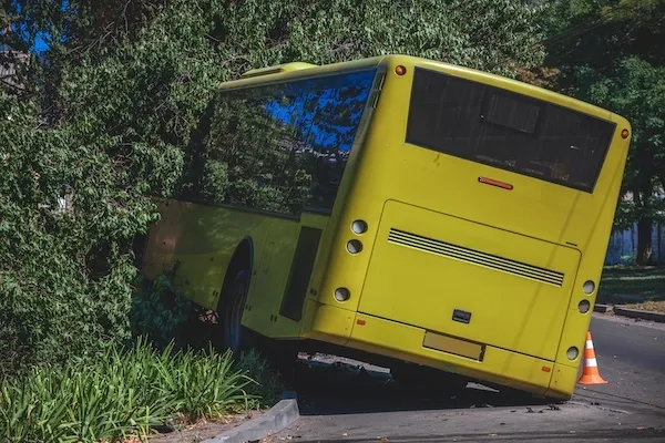 A Lawrenceville bus accident lawyer is needed after a yellow bus ran off the road.