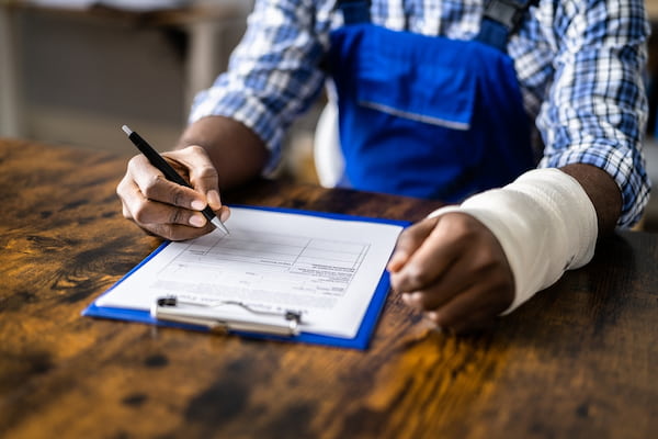 An injured employee files a workers' compensation claim in Georgia.